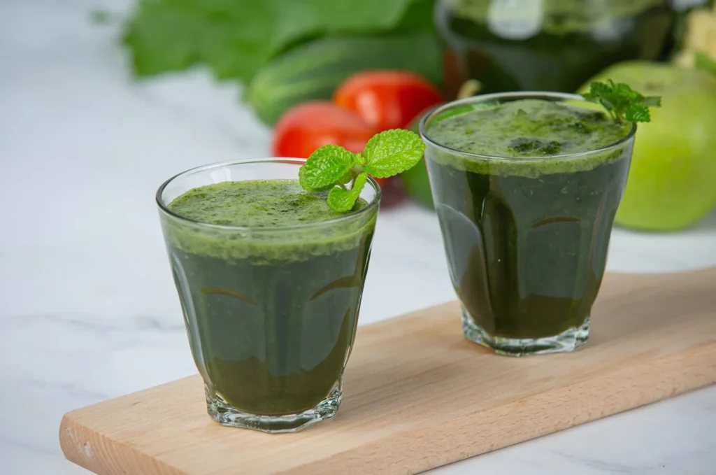 suco detox com couve